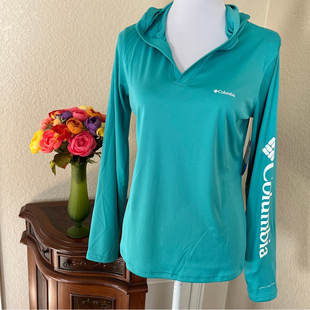 Columbia Omni Shade Hooded Pullover Top